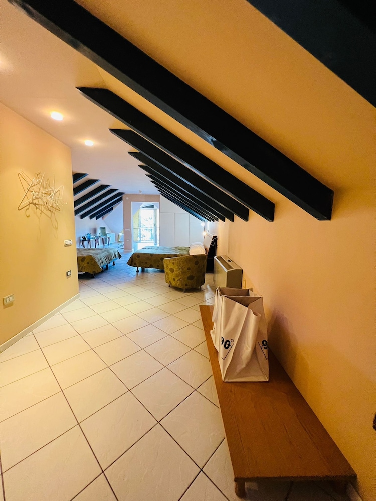 HOTEL SANTA CATERINA 34/56