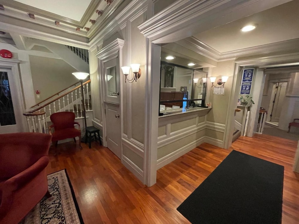 Powell Place 13/18