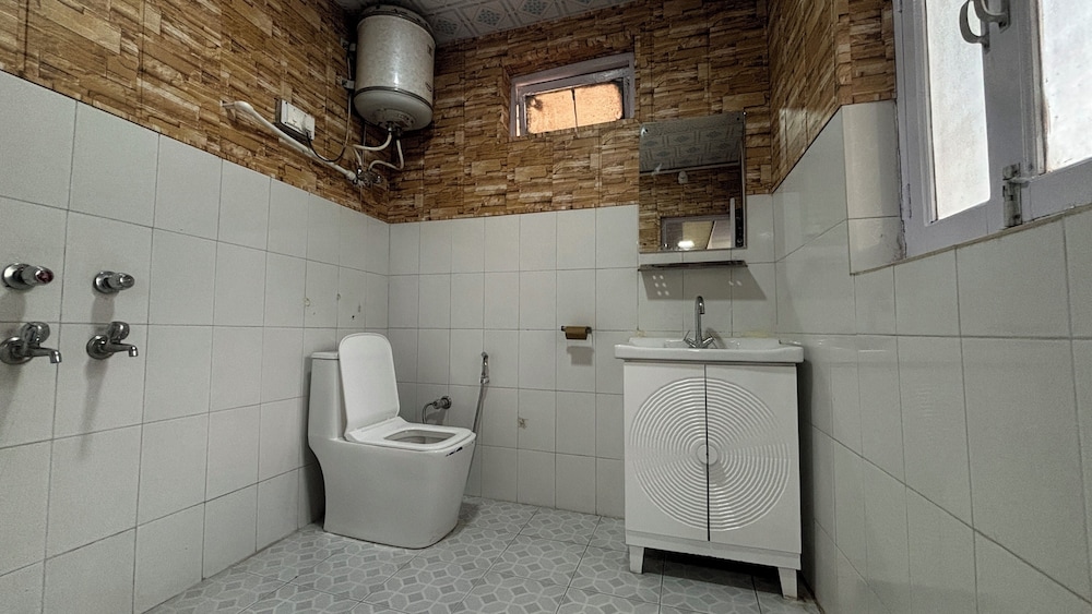 Hotel Ekant Lodge 45/50