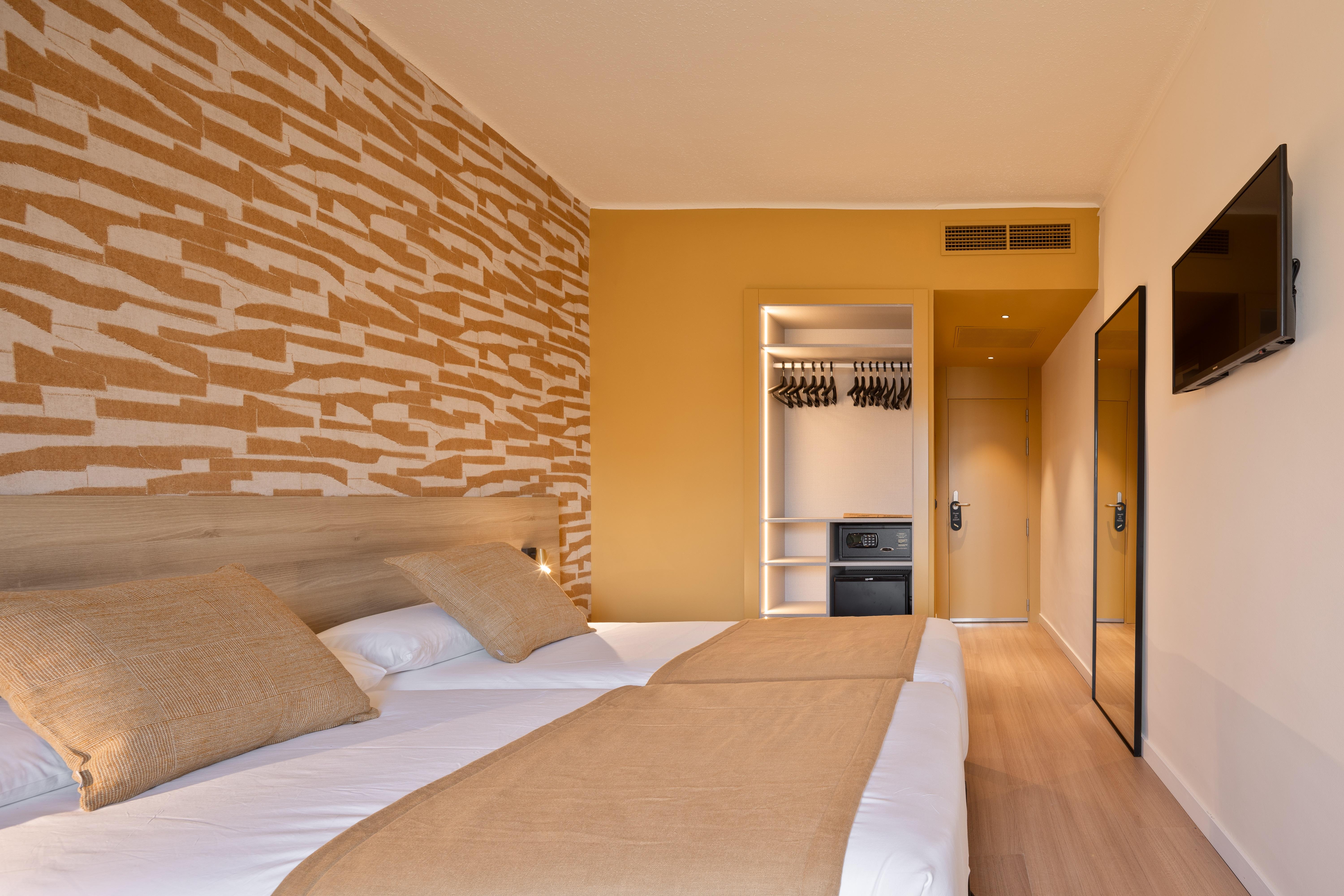 Standard, Double Bed, Balcony or Terrace، Hotel Playa Mallorca 3/4