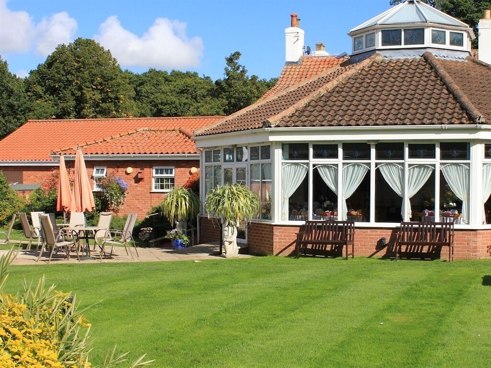 The Old Rectory Hotel 40/50