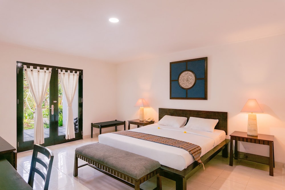 DELUXE, DOUBLE BED