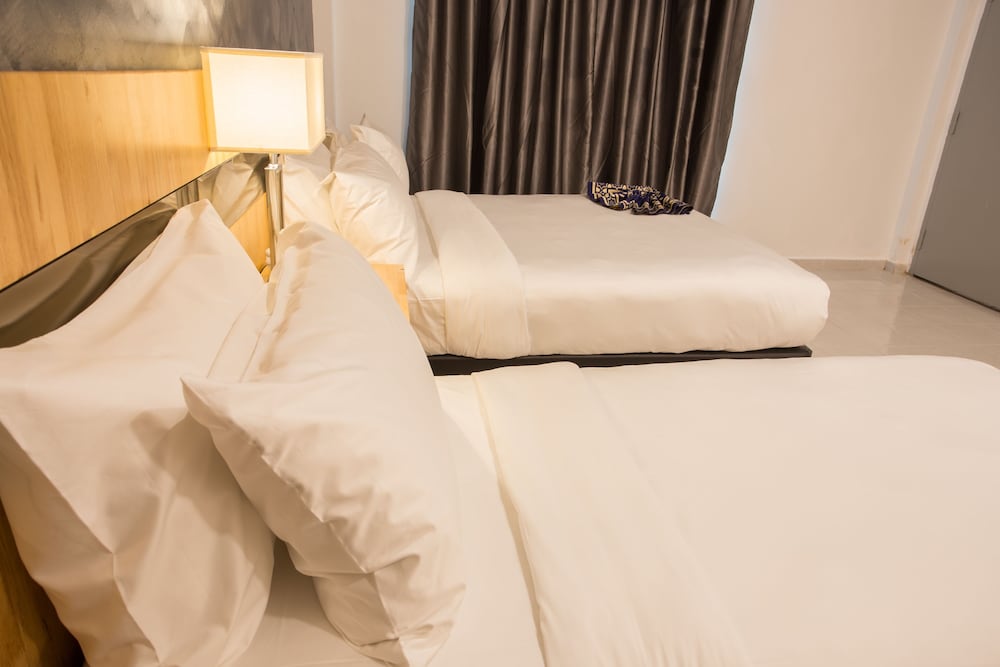 Hotel Adya Express photo5
