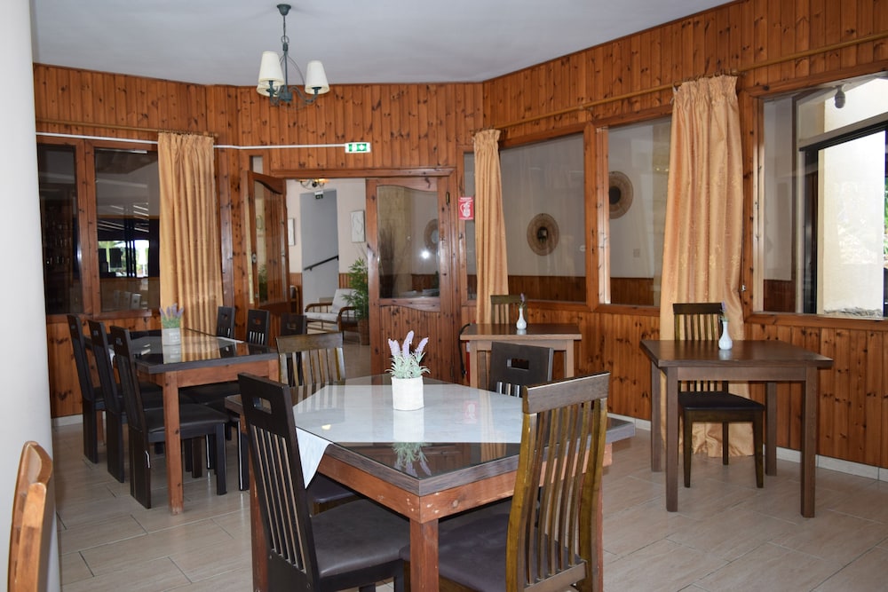 Anna Hotel Apartments 51/69