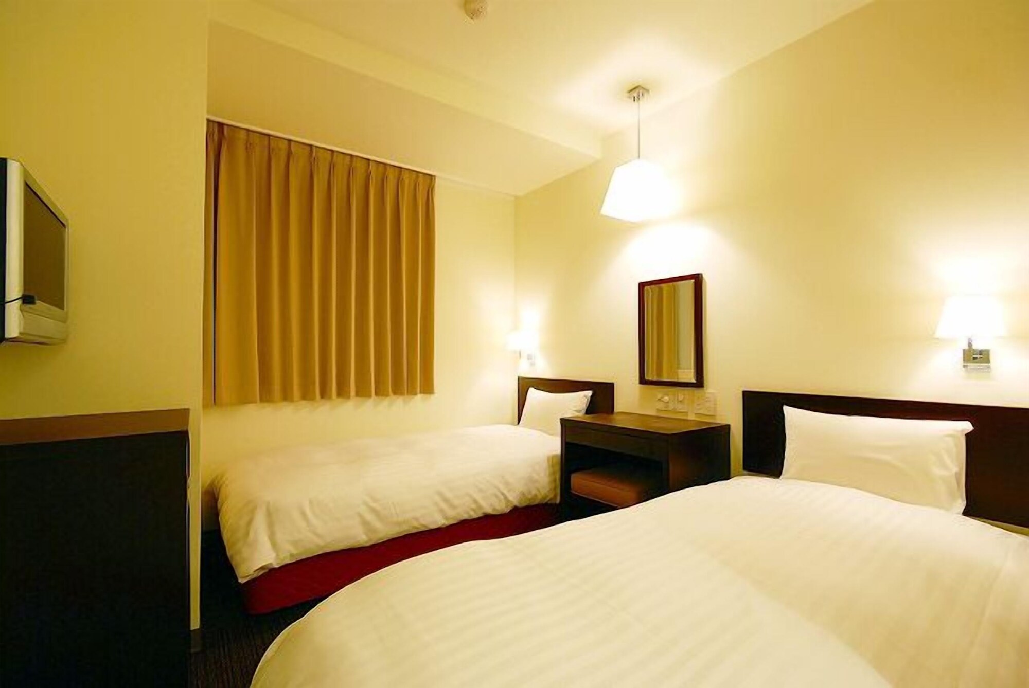 ECONOMY, TWIN BEDS
