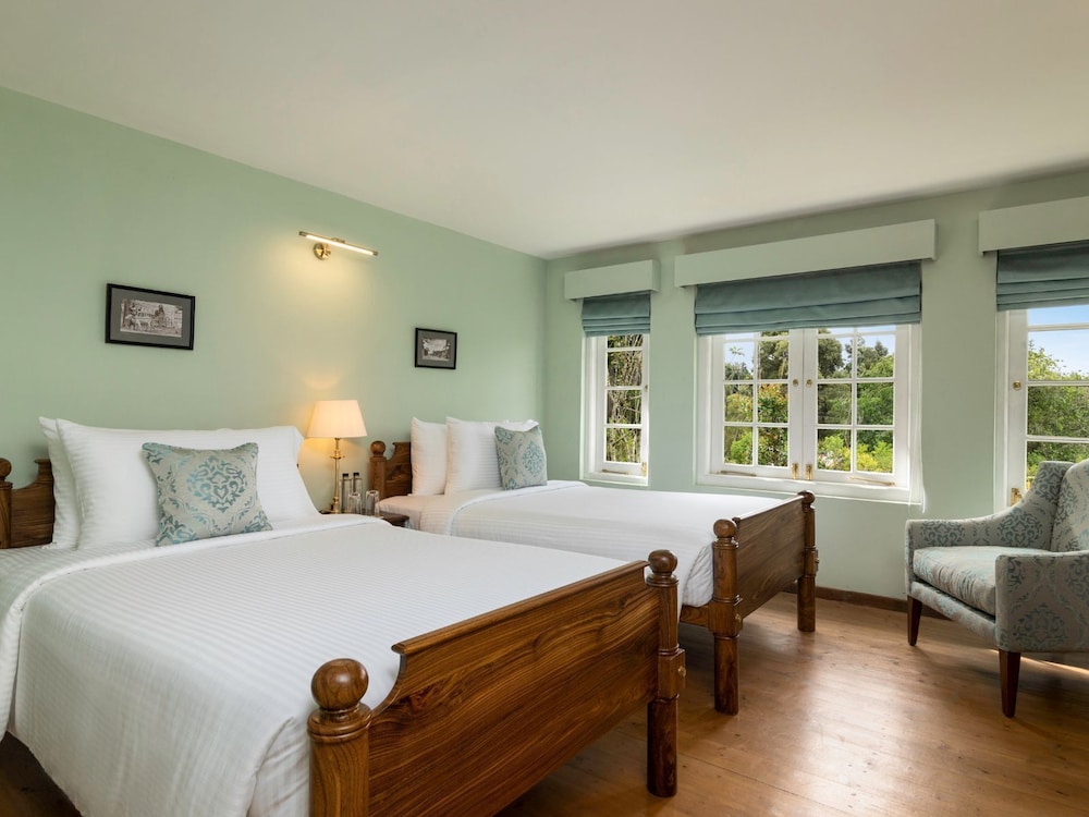 Deluxe, Twin Beds