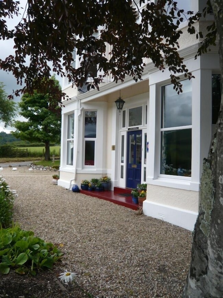 Link House 5/50