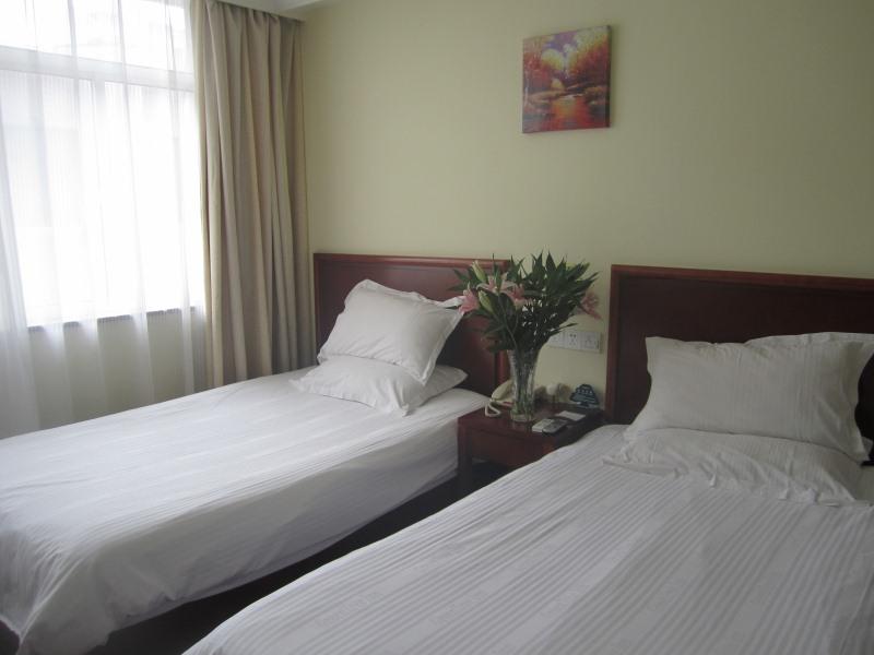 Greentree Inn Nantong Tongzhou Bus Station Express Hotel 3/24