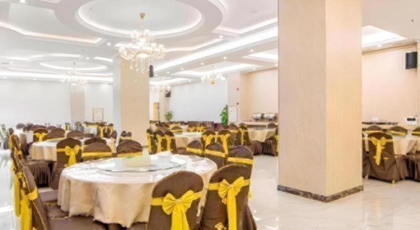 Vienna Hotel (Guilin Xing'an) 45/54