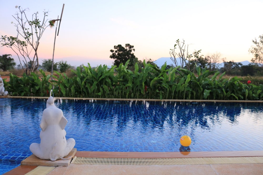 Sawasdee Sukhothai Resort 52/61