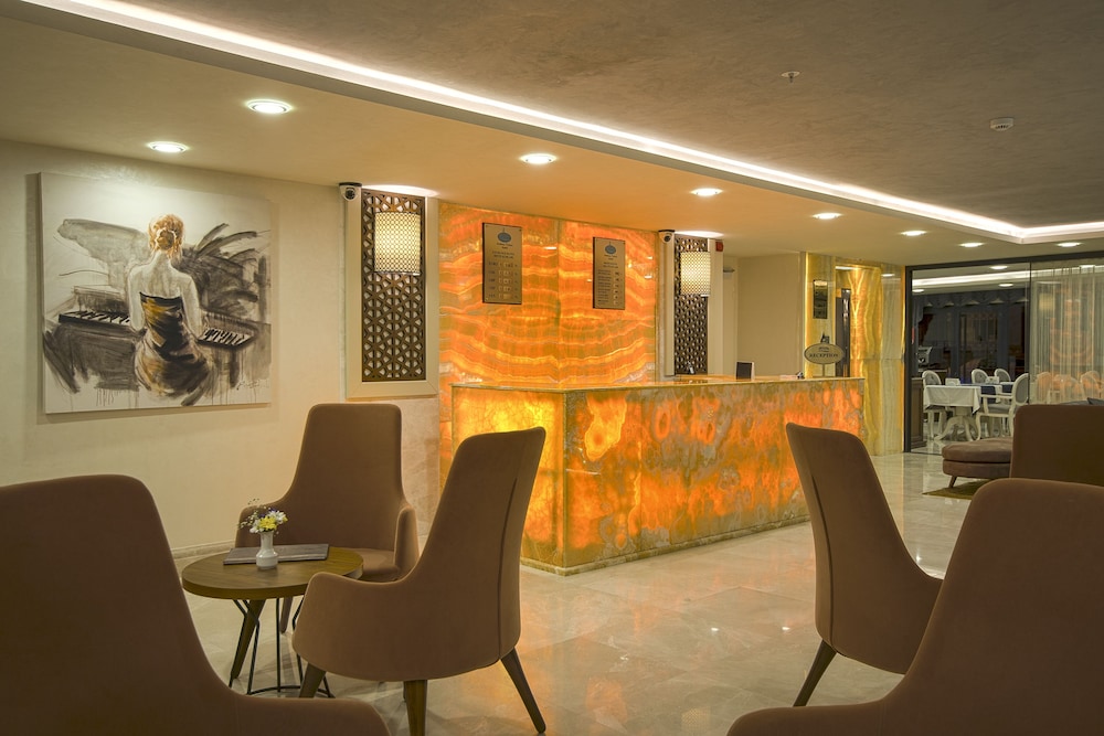 Antusa Palace Hotel 59/65