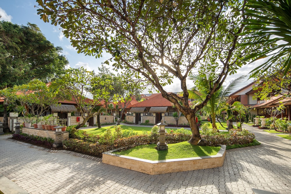 Grand Istana Rama Hotel 73/76