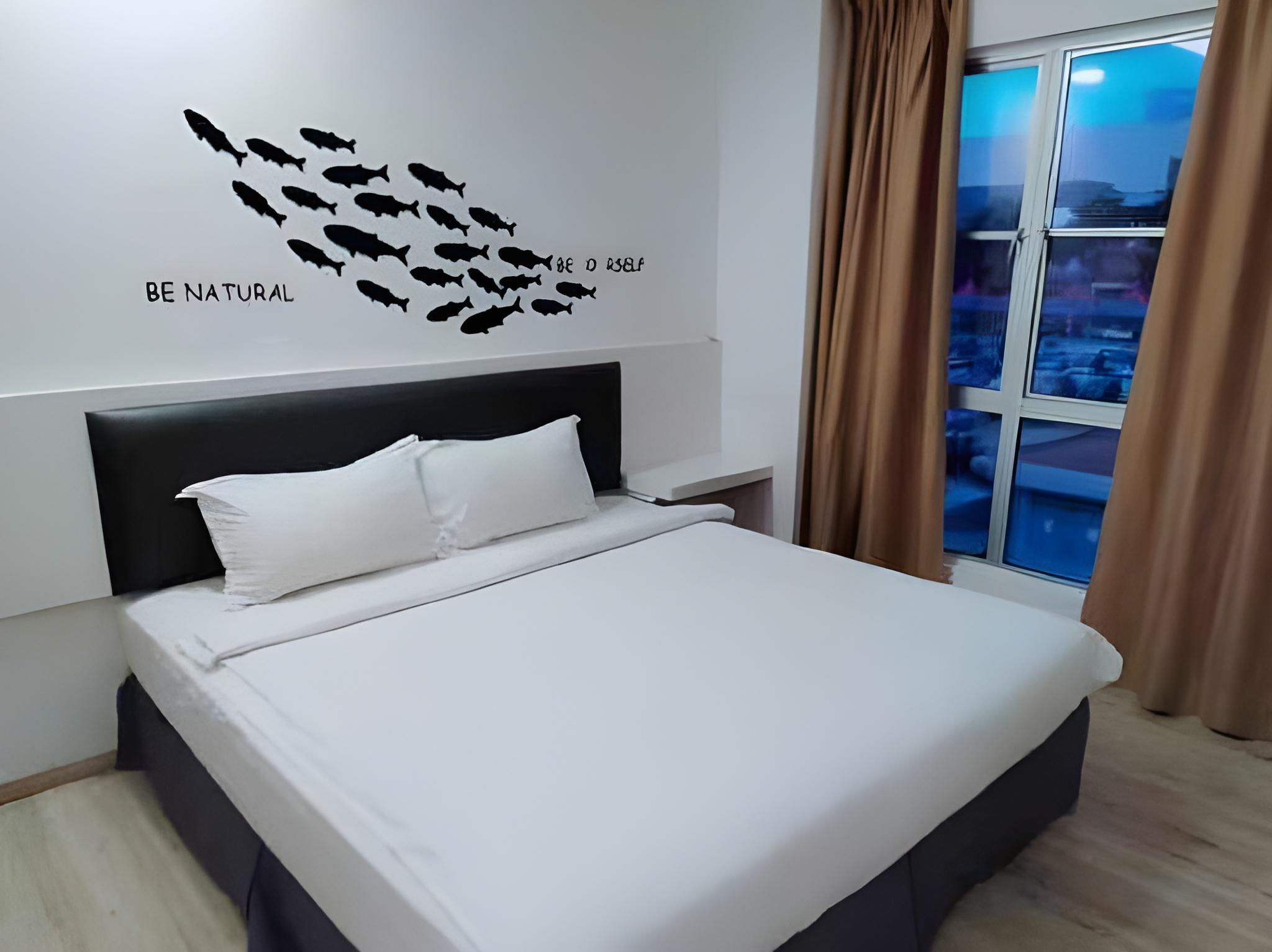 Room, Triple