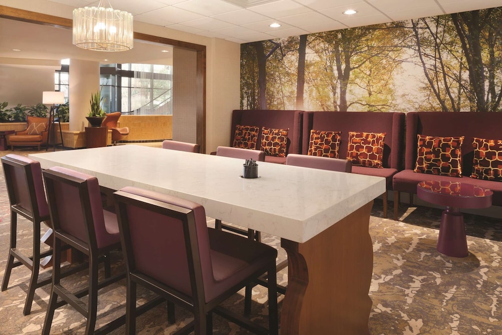 Hilton East Brunswick Hotel Executive Meeting Center 45/45