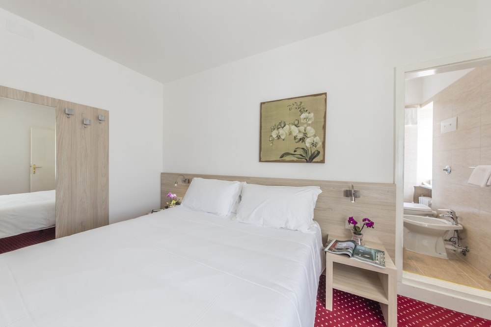 HOTEL SORAPISS 24/65