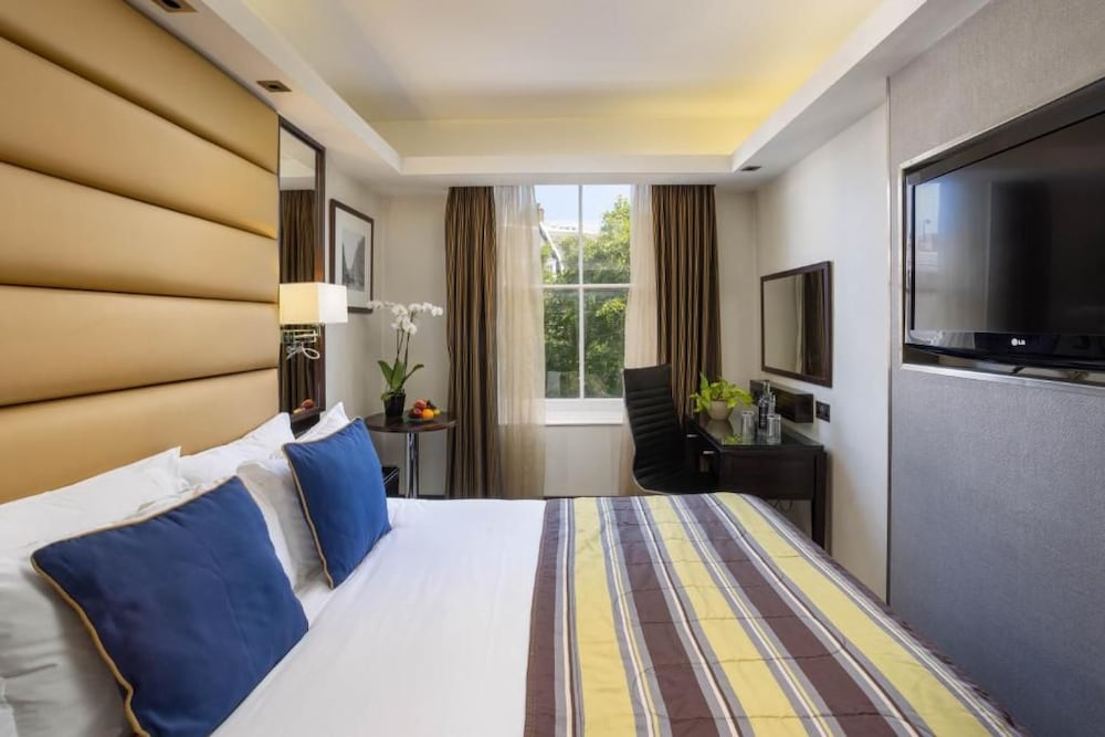 Park Grand Mayfair 19/40