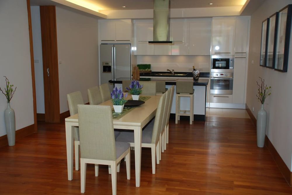 Pearl of Naithon 49/50
