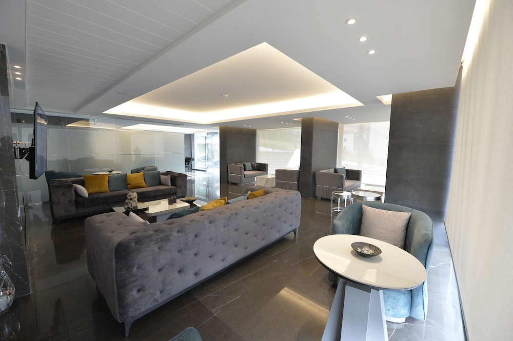 Zett Hotel Jounieh 29/43
