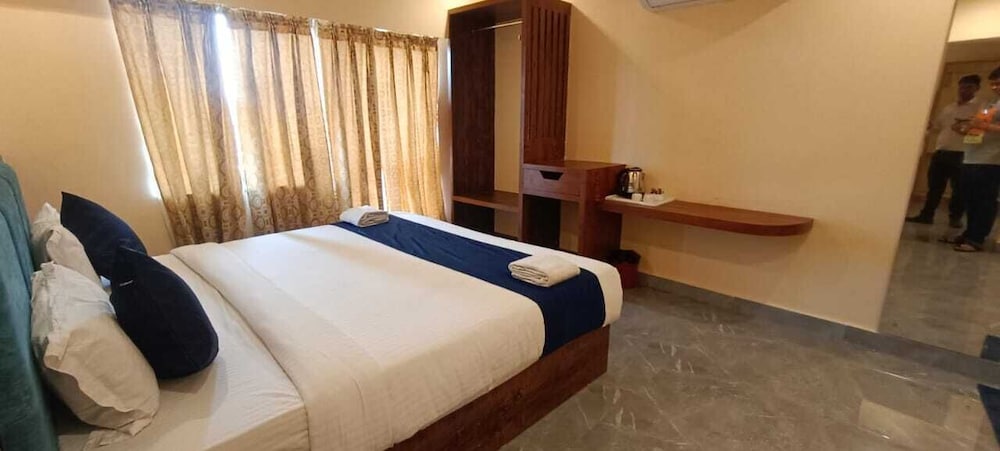 Sagar Tarang Residency 13/49