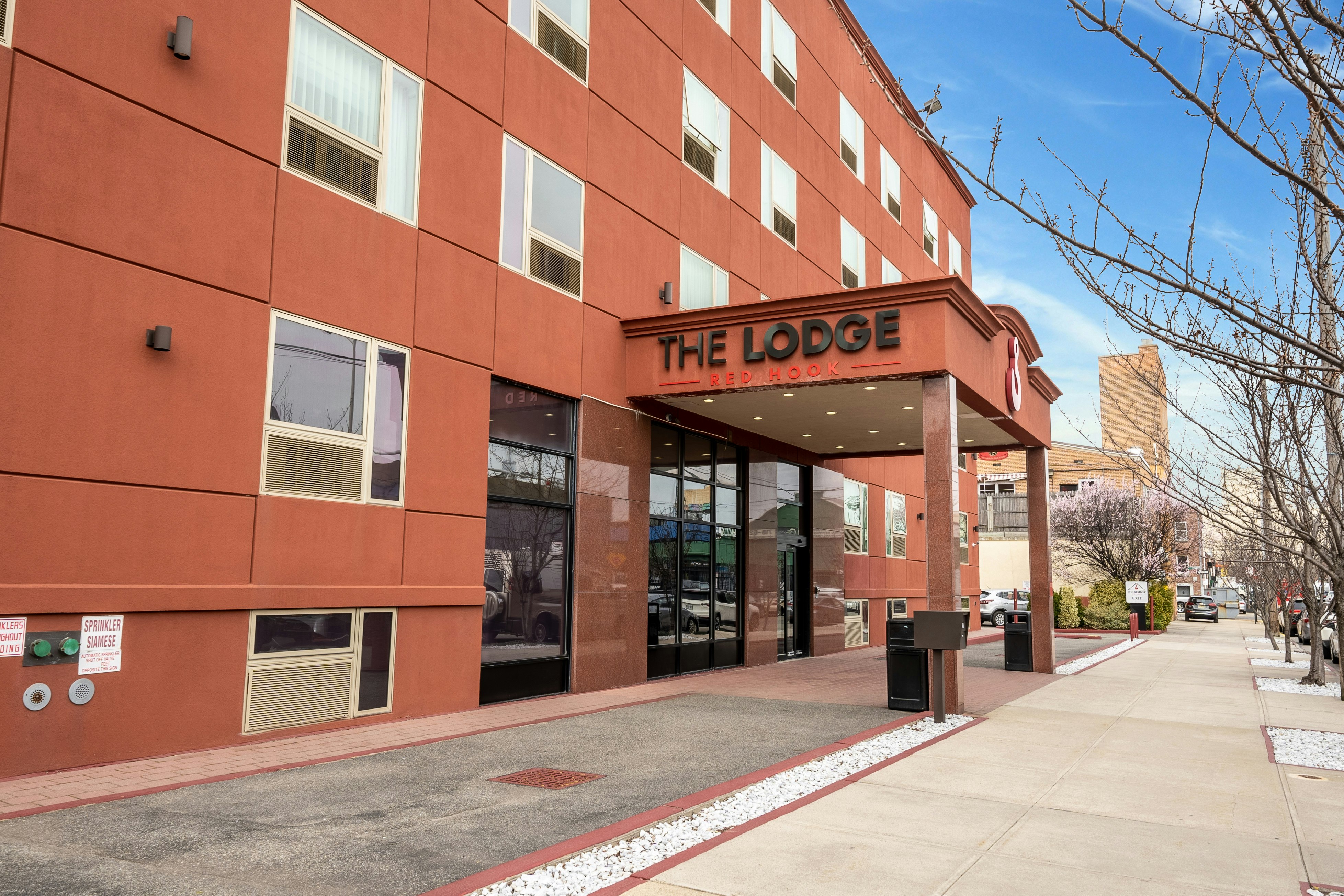 The Lodge Red Hook 39/50