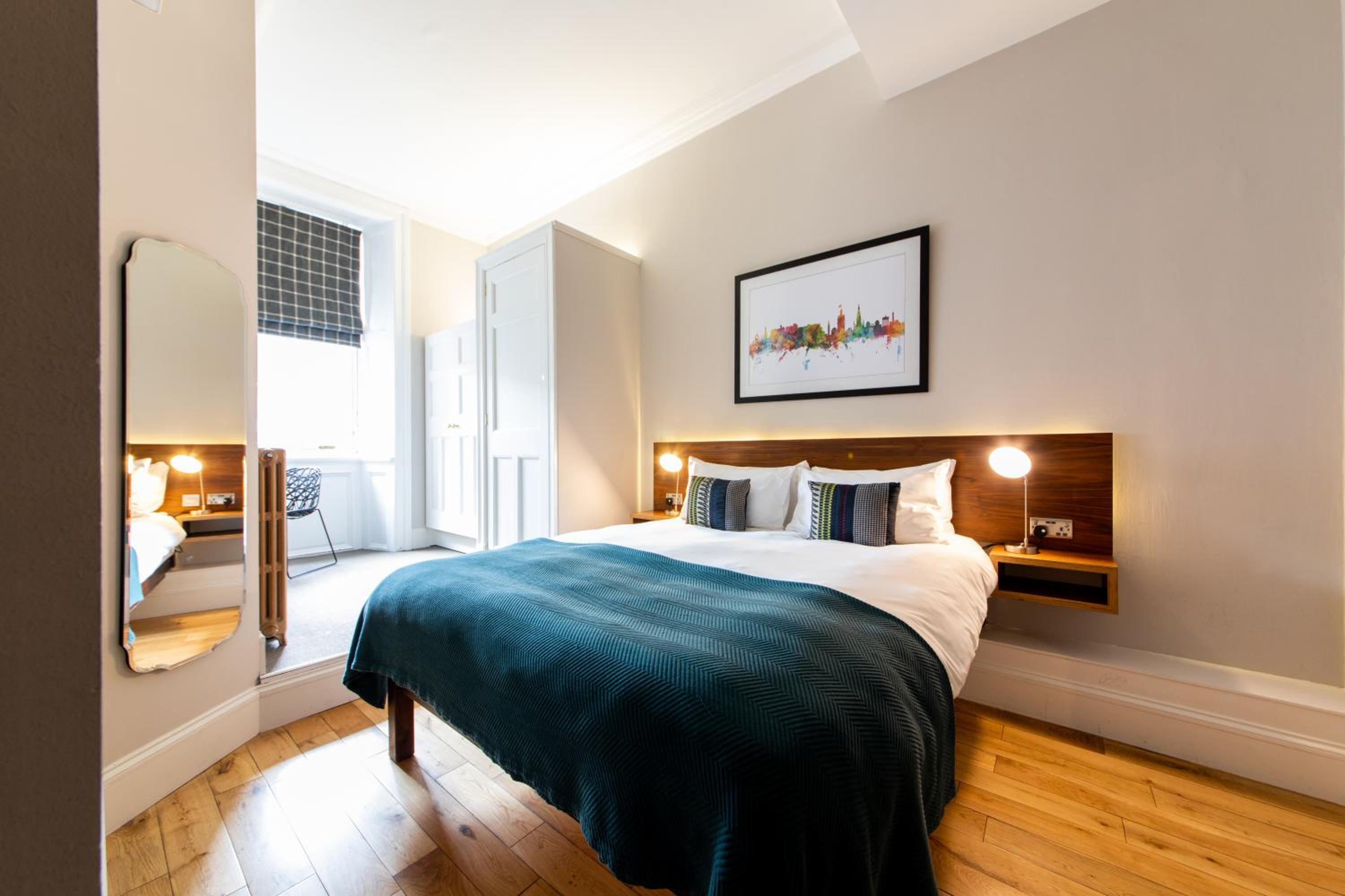 2 Bedrooms, Bridge, Loft, Luxury, North Bridge View