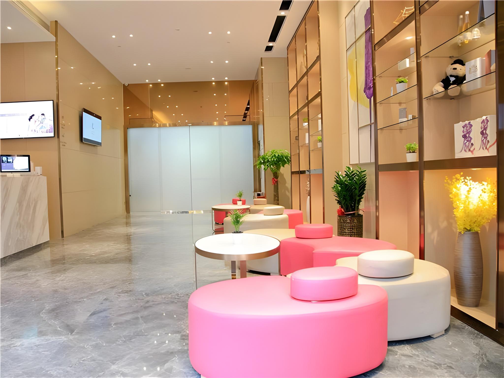 Lavande Hotel (Shenzhen Longgang Henggang Metro Station) 42/53