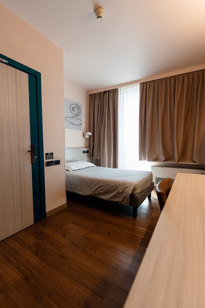 Hotel Ristorante I Castelli 6/50