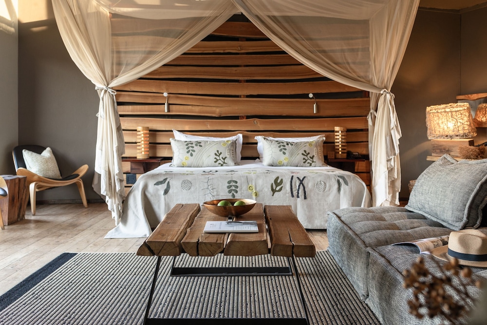 Rhino Ridge Safari Lodge 17/50
