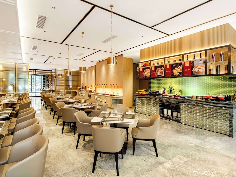 Novotel Shenzhen Bantian 34/50