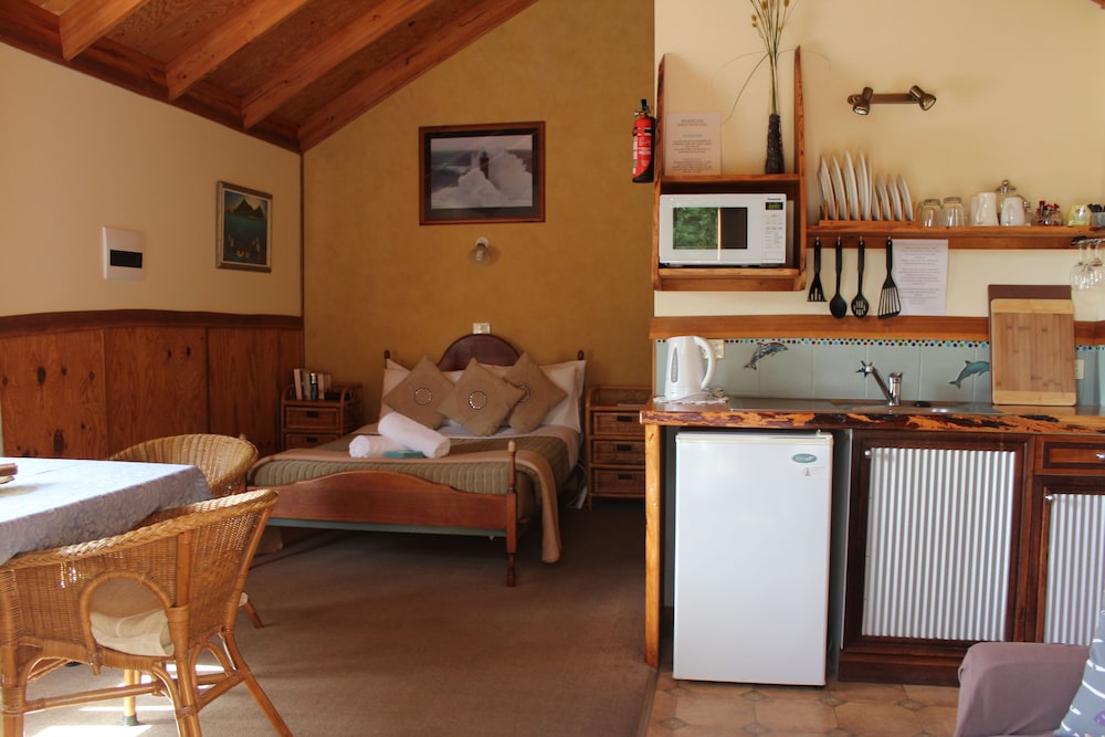 EASTERN REEF COTTAGES 36/56