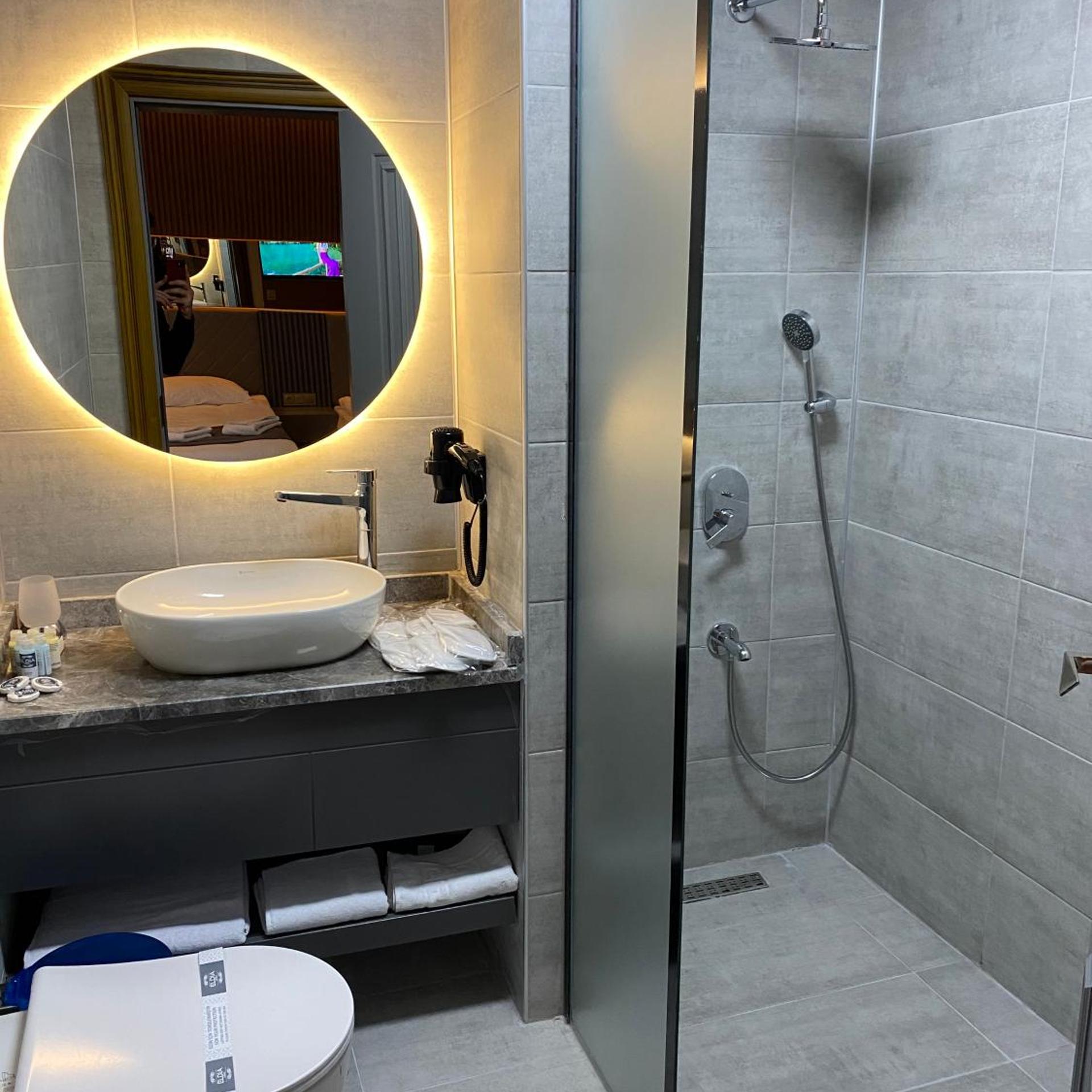 Hotel Aras 50/50