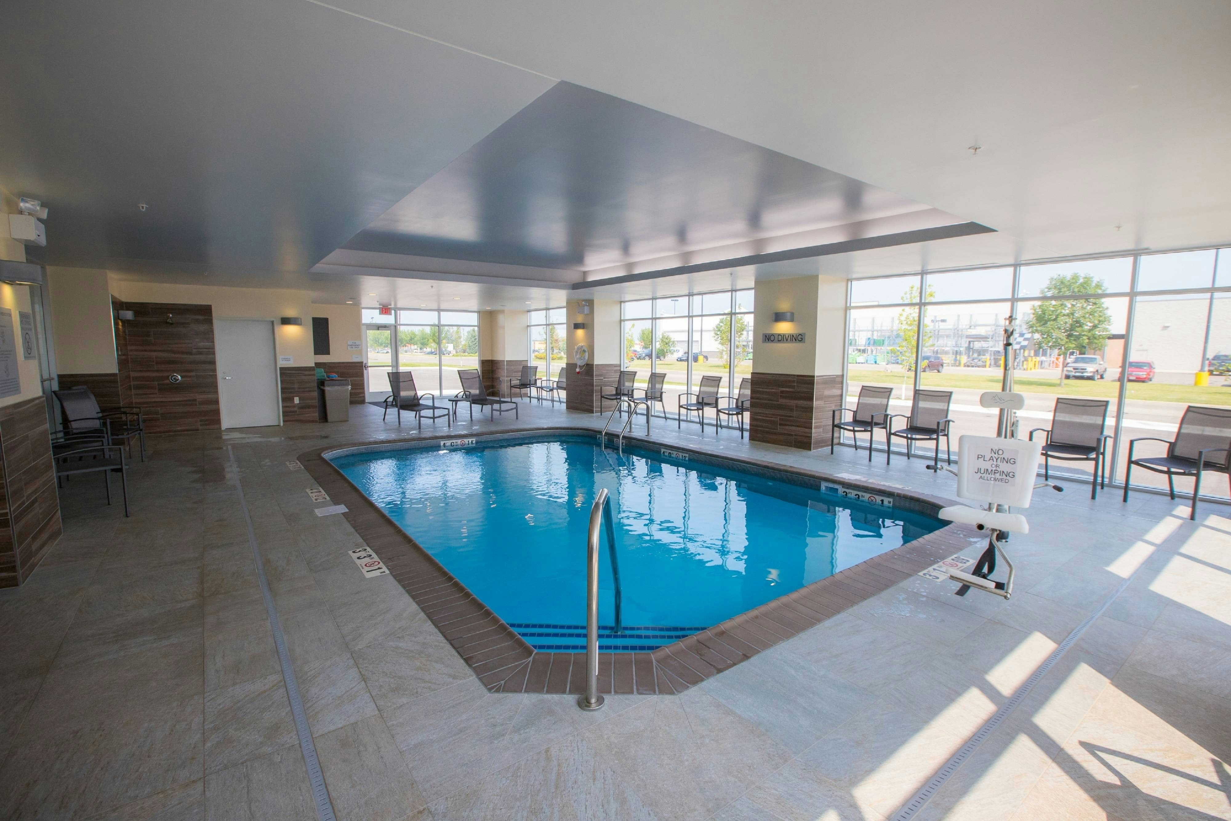 Fairfield Inn & Suites By Marriott Alexandria 28/28