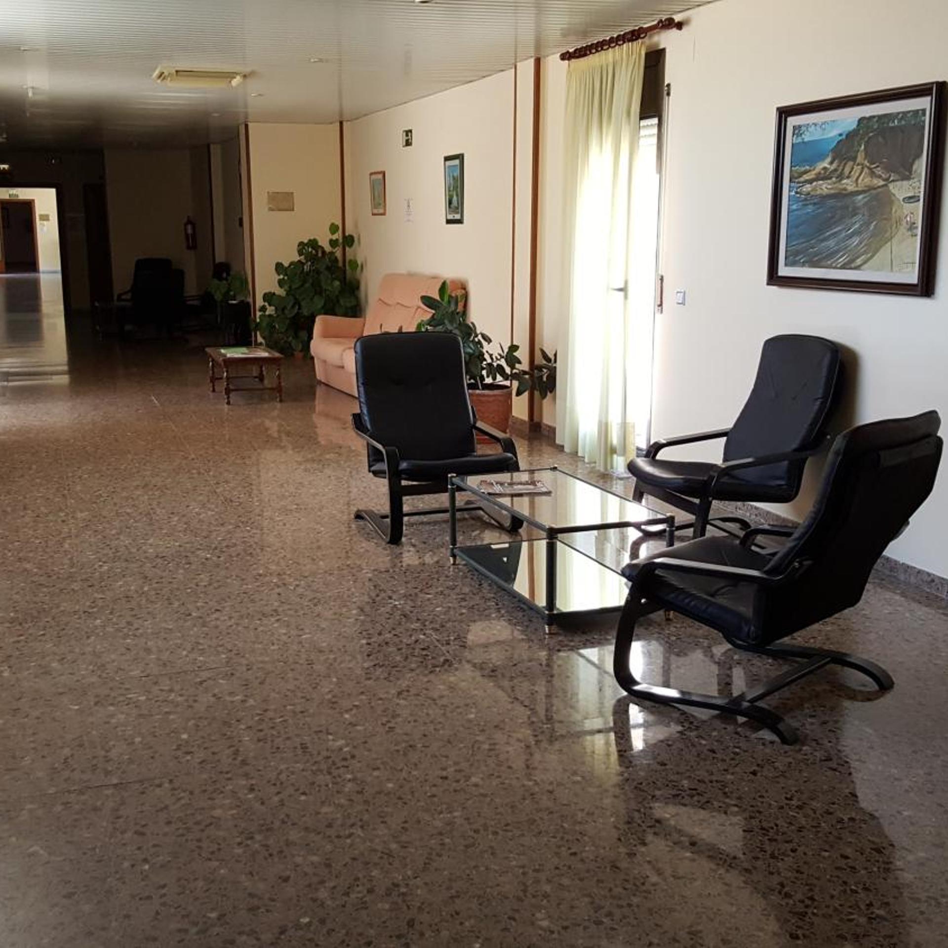 Hotel Reina Isabel 36/58