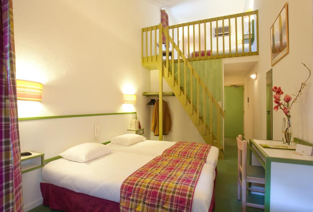 HOTEL LES CEDRES 13/33