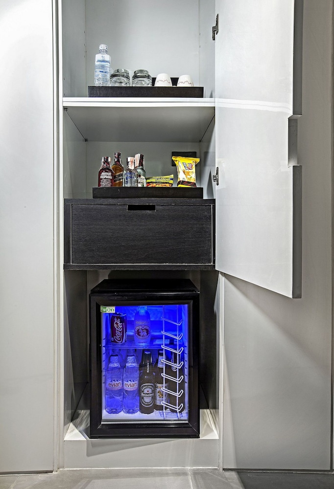 Galleria 12 Sukhumvit Bangkok by Compass Hospitality 8/50