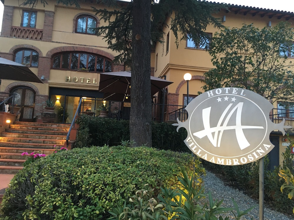 Villa Ambrosina 3/31
