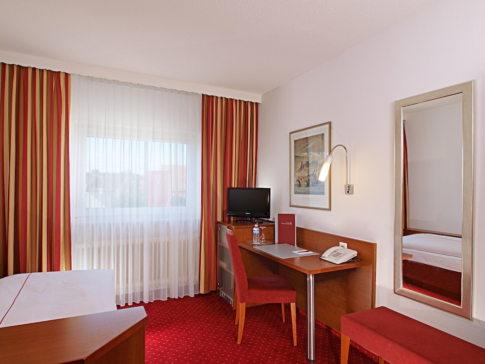 Heidelberg Hotel 34/63