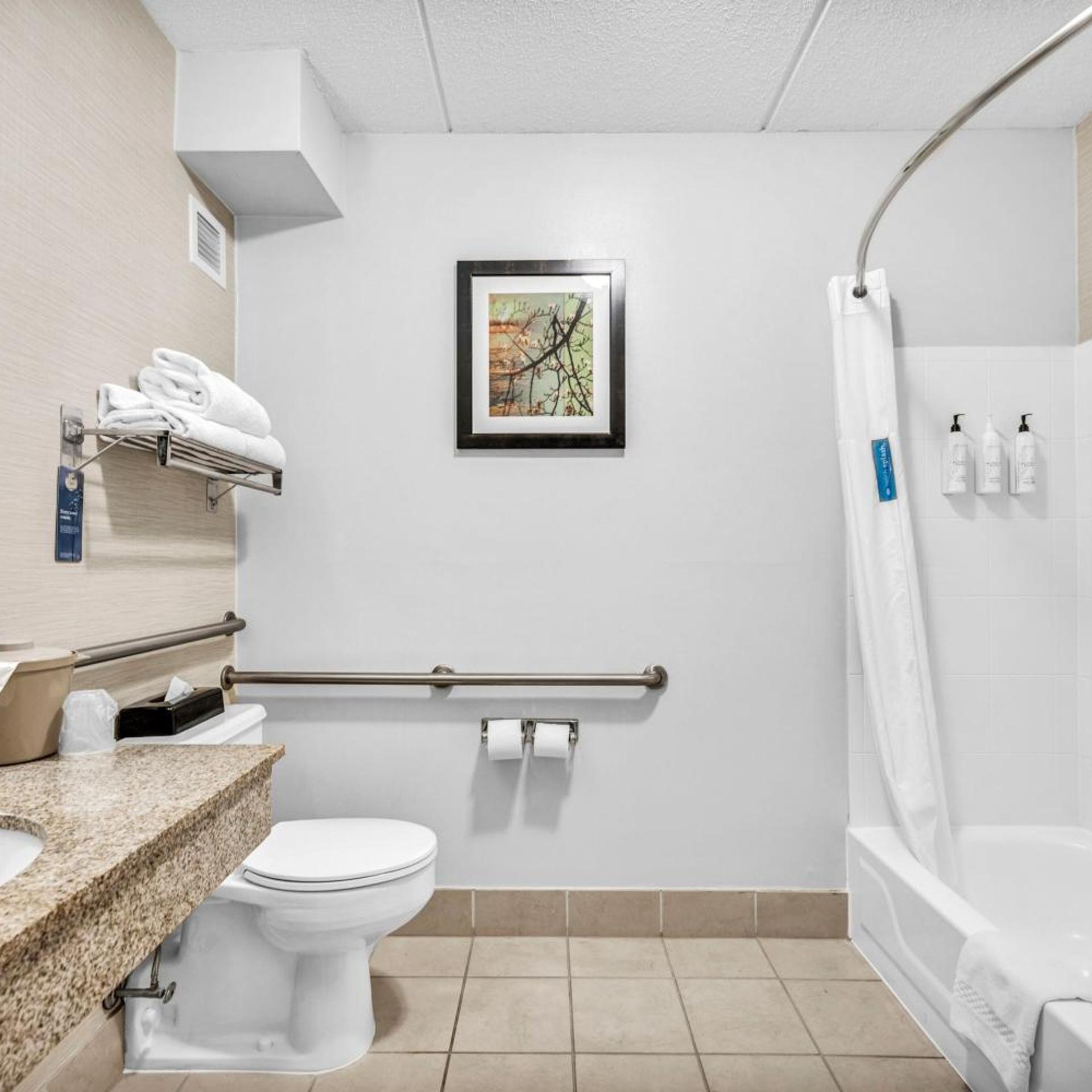 غرفة بسريرين كوين بحوض استحمام لذوي الإعاقة، FAIRFIELD INN AND SUITES LUMBERTON 7/8
