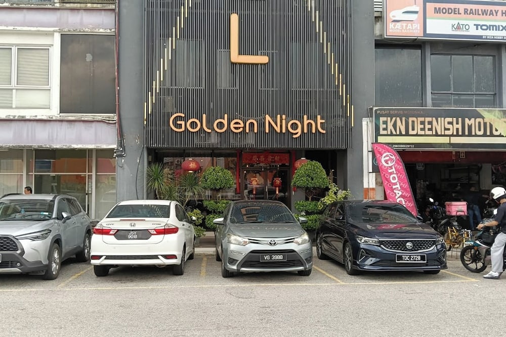 Golden Night Hotel Sunway 53/62