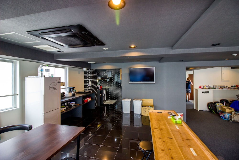 Santiago Guesthouse Hiroshima Hostel 52/69