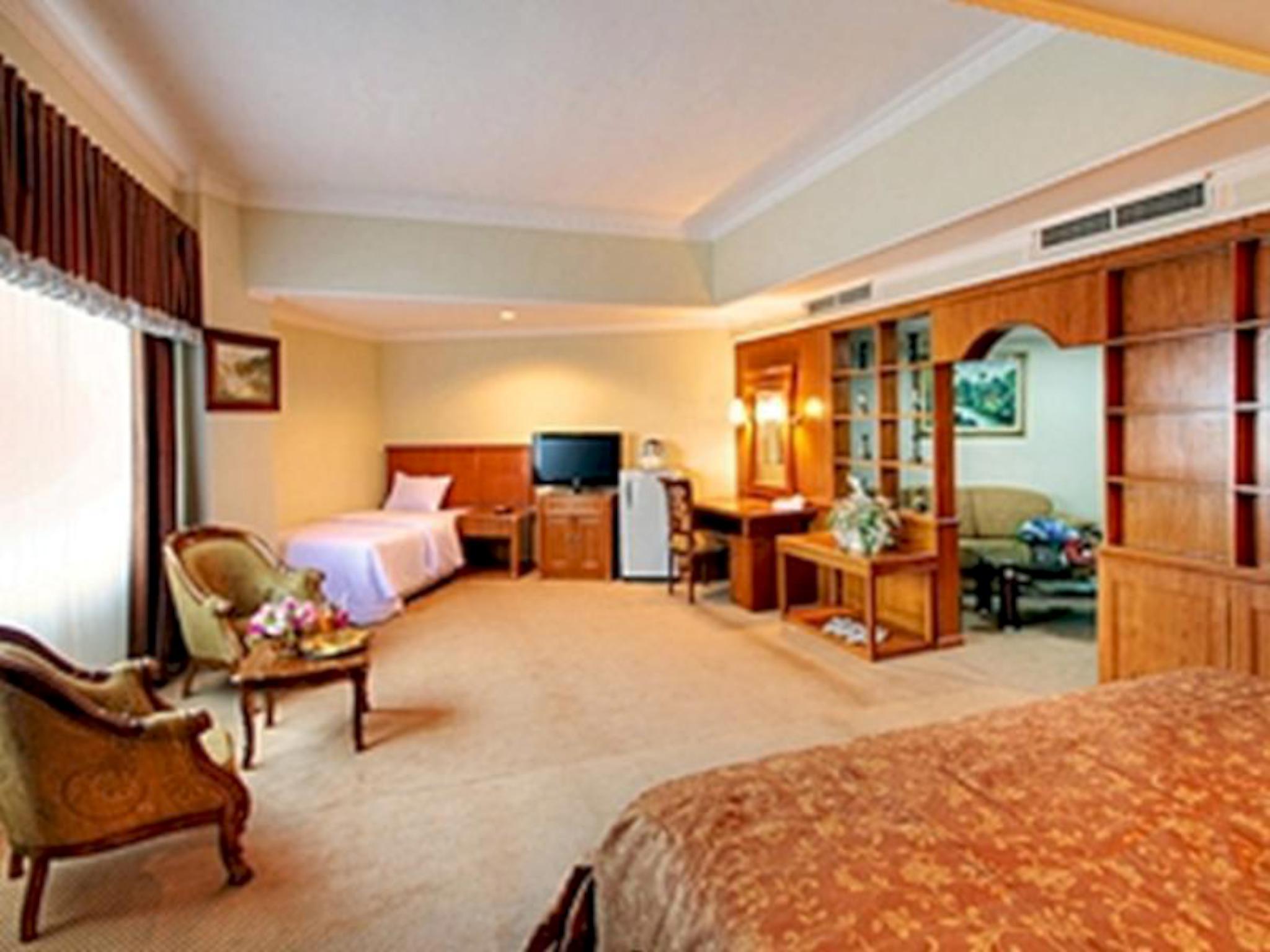 Madani Hotel Medan 11/23