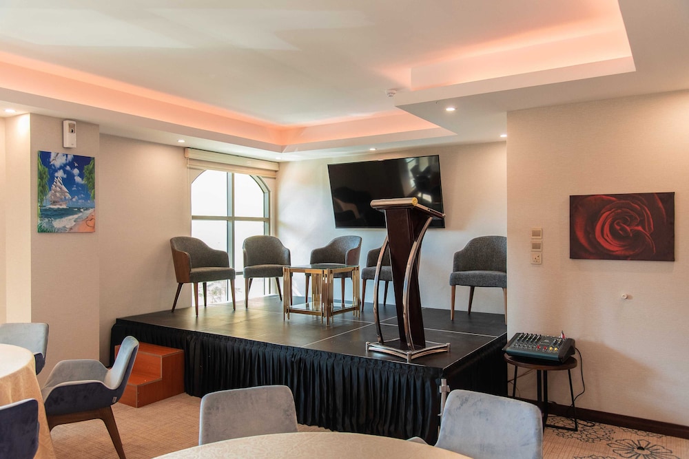 فندق بيت الزمرد(Emerald hotel) 35/50