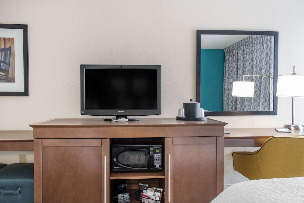 Hampton Inn Douglas 45/50