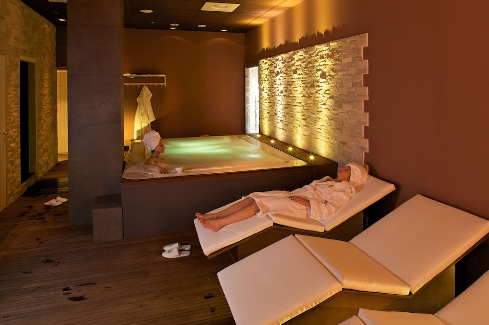 Grand Hotel Mattei 29/47
