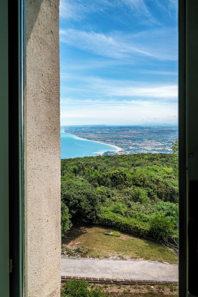 Hotel Monteconero 47/50