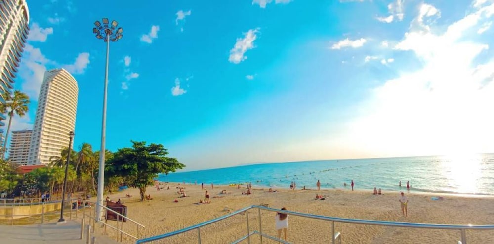 Adriatic Palace Pattaya 31/38