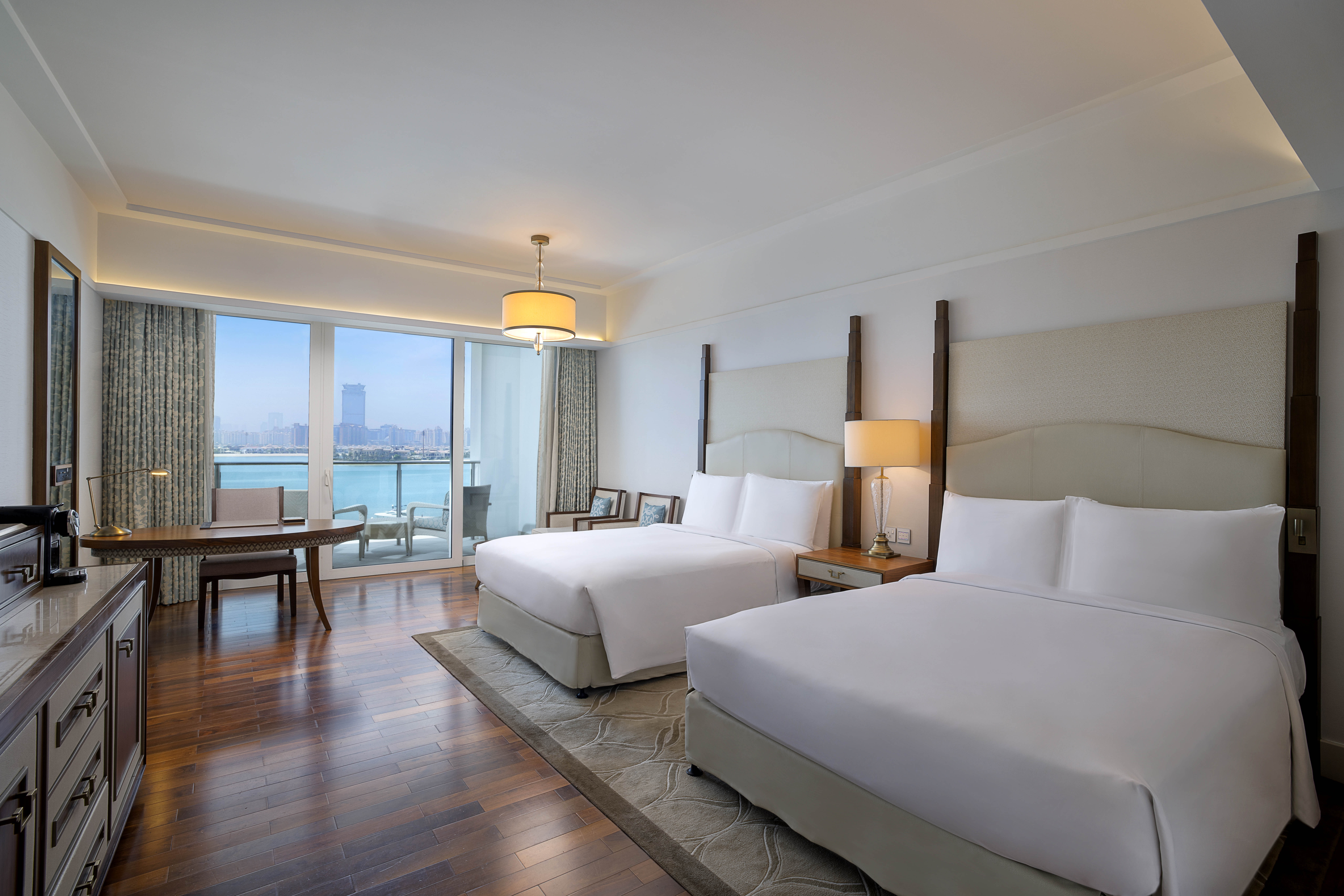PEARL, CLUB, 2 QUEEN BEDS, SEA VIEW