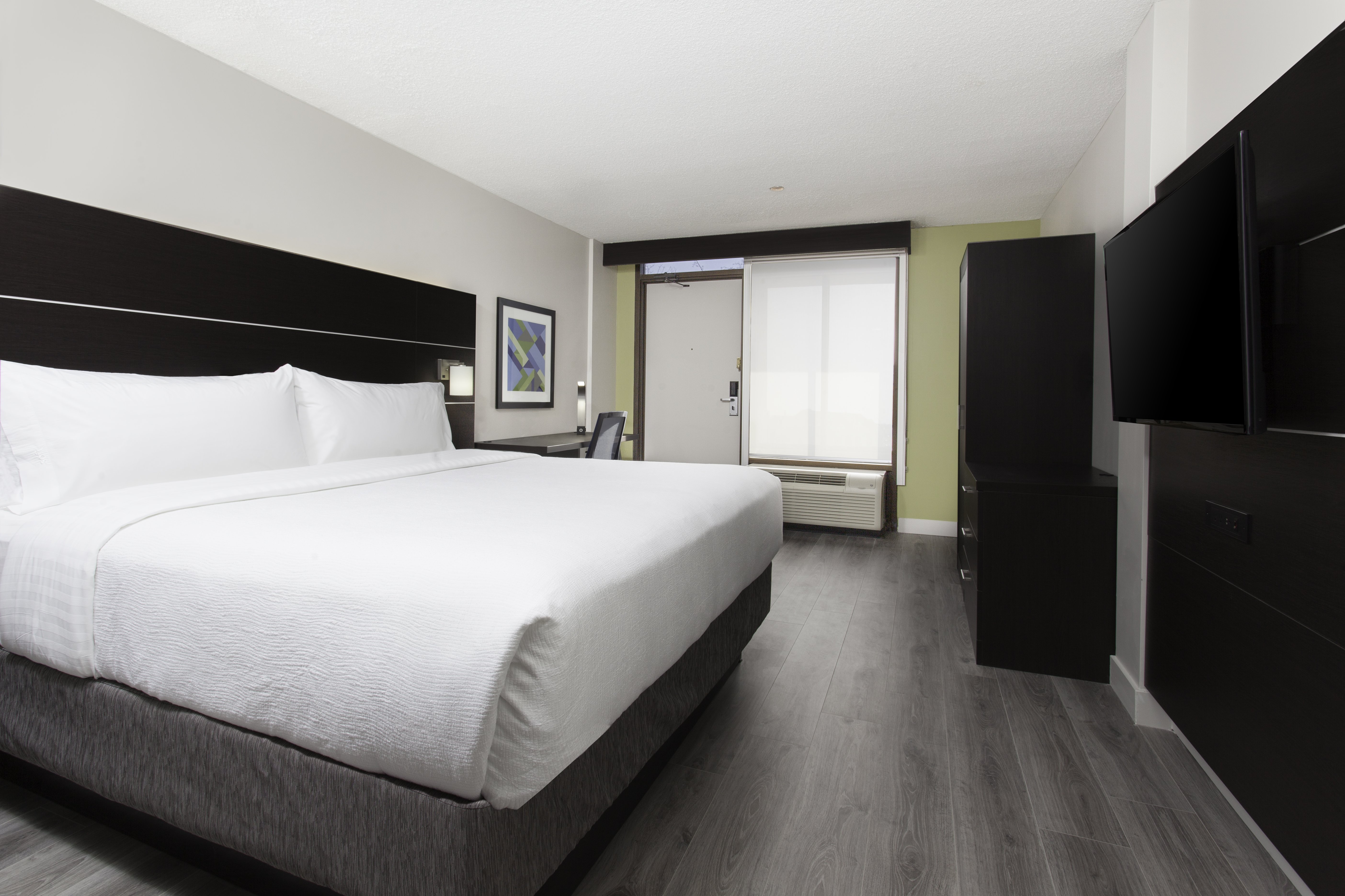 Room, Queen Bed, Accessible