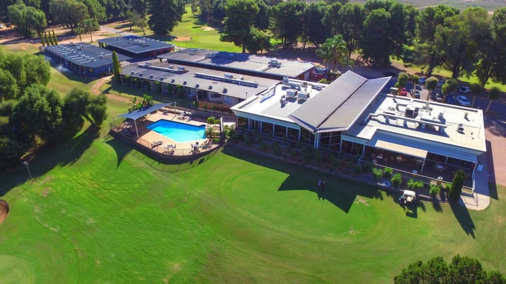 Renmark Country Club 42/48