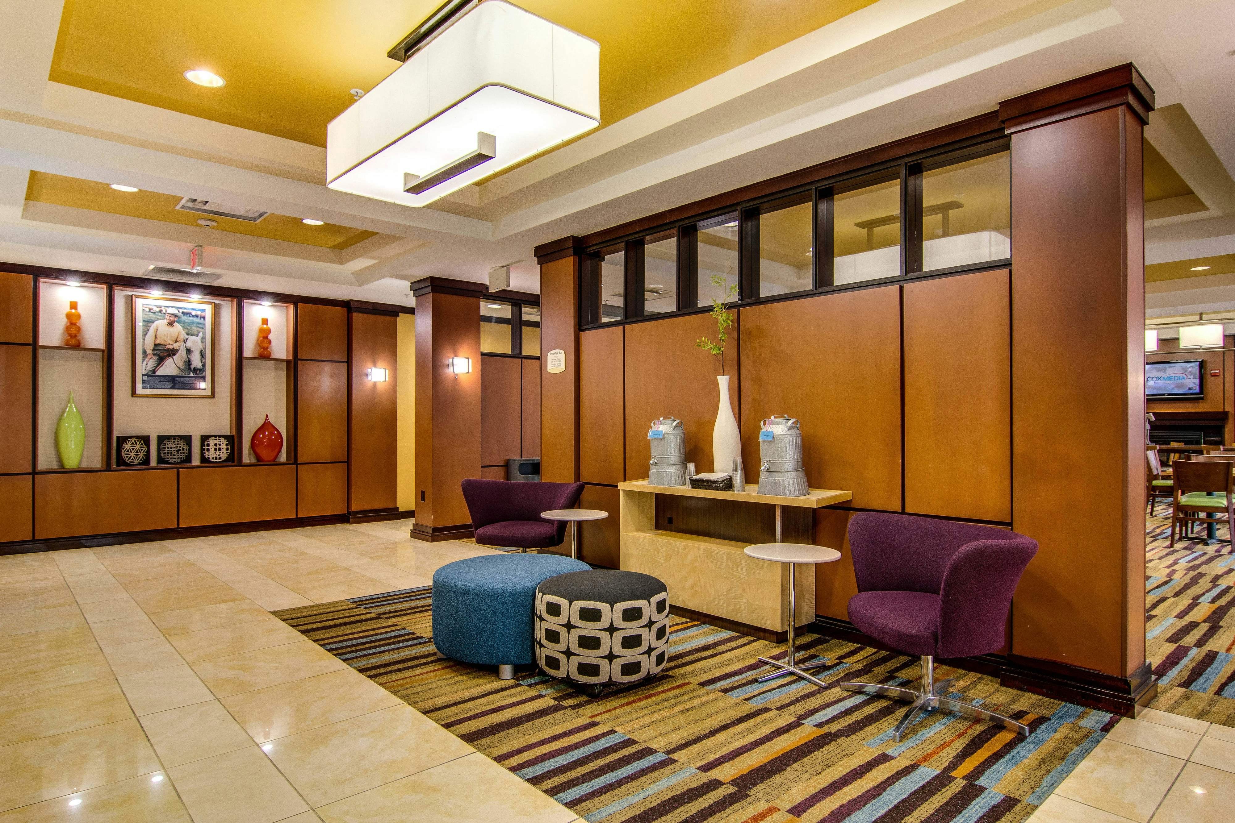 Fairfield Inn & Suites 8/32
